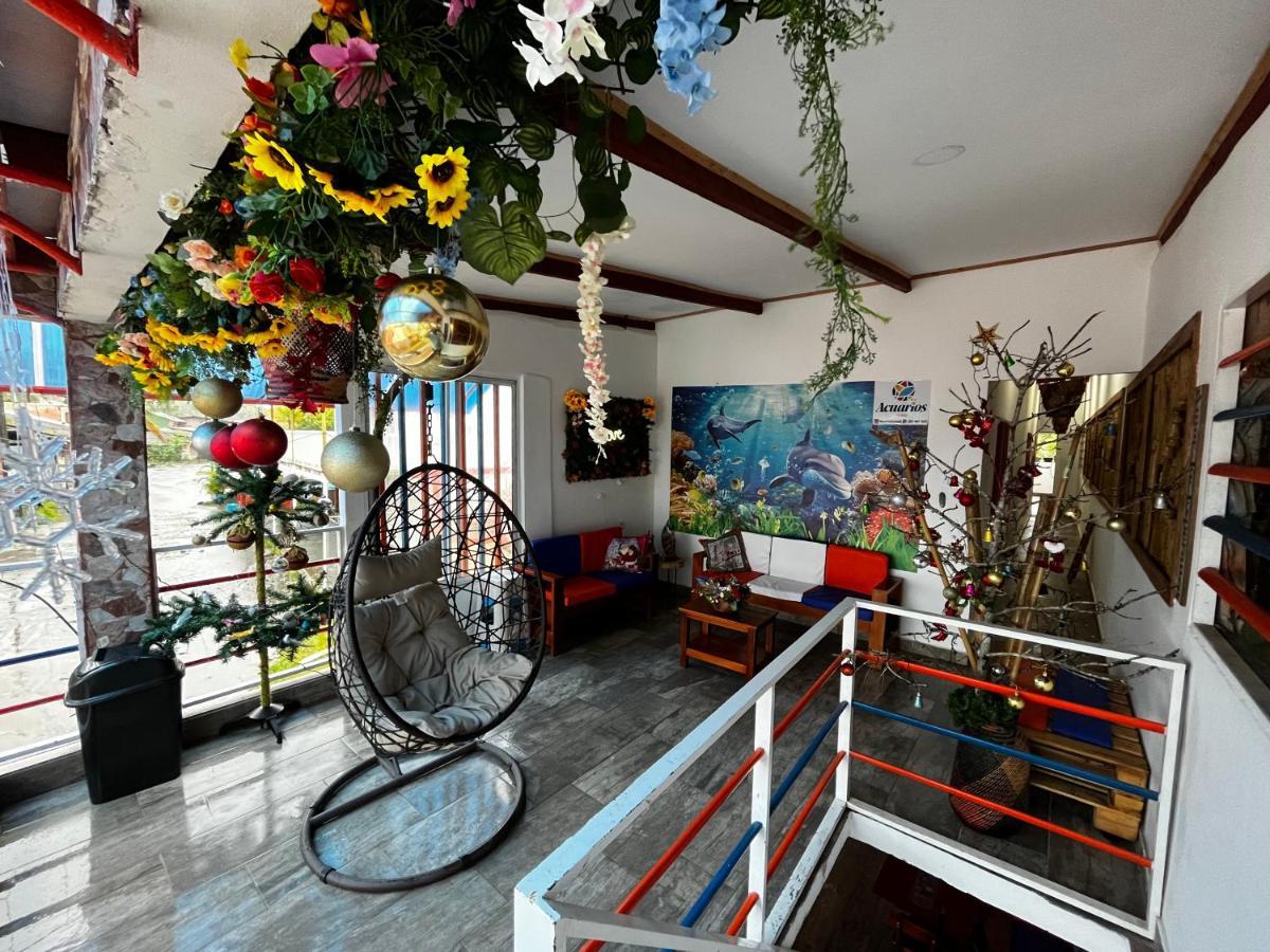 Acuarios Hostal Playa Ladrilleros ภายนอก รูปภาพ